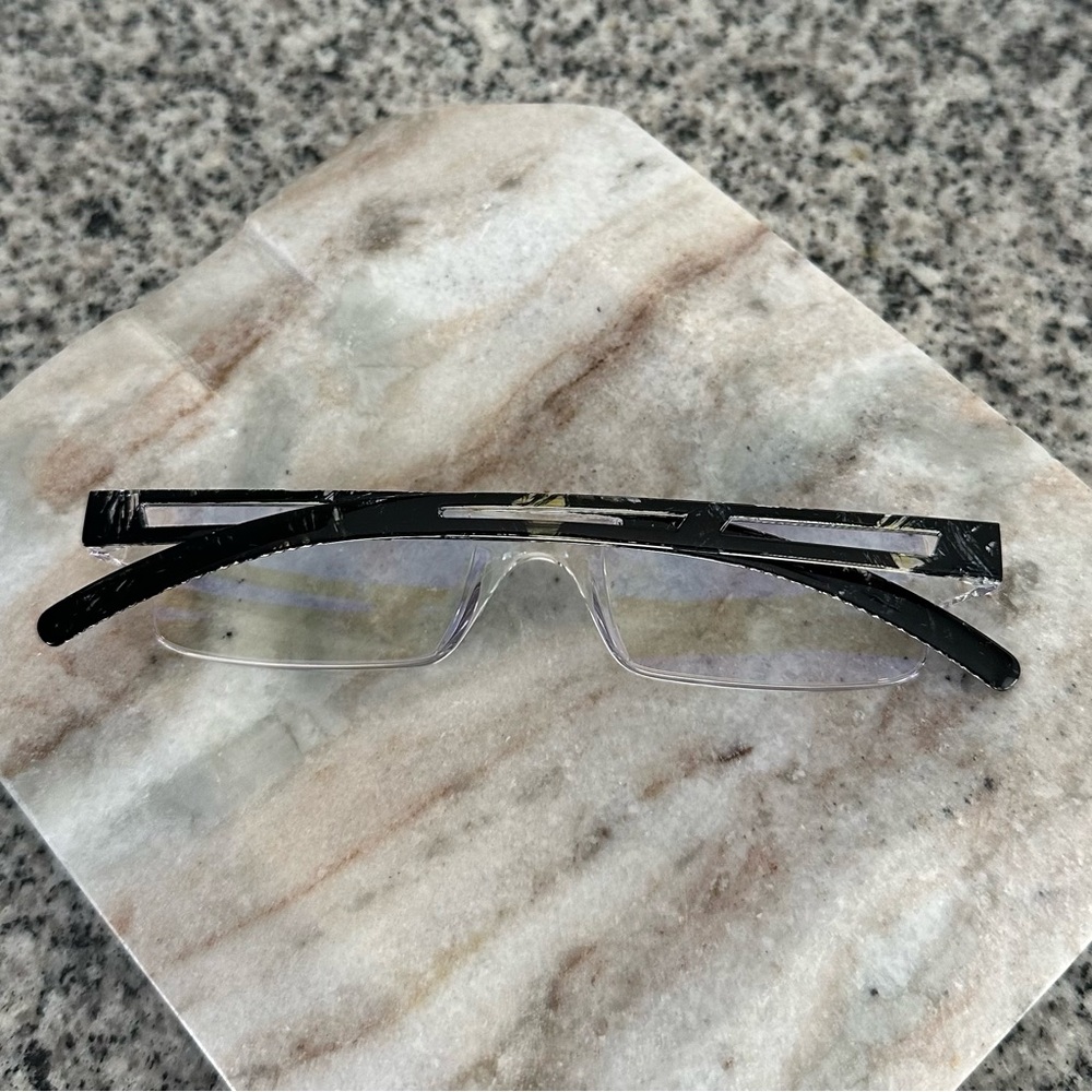NEW IN BOX 2.50 READING GLASSES COMPUTER BLUE BLOCKER WITH CASE CLEANING CLOTH - Picture 4 of 9